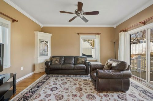 47 Washington Ave, Crotonville NY  10562-5520 exterior