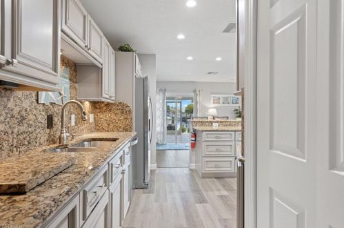 2807 20 Ave, Cape Coral FL  33904-4020 exterior