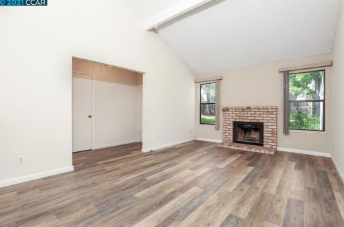 344 Scottsdale Rd, Concord, CA 94523-5106