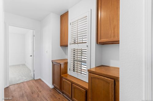 2021 Sonora Ct, Vista CA  92081-8946 exterior