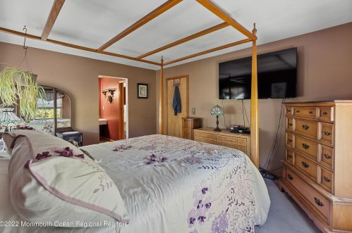 600 Kirk Ln, Bricktown NJ exterior