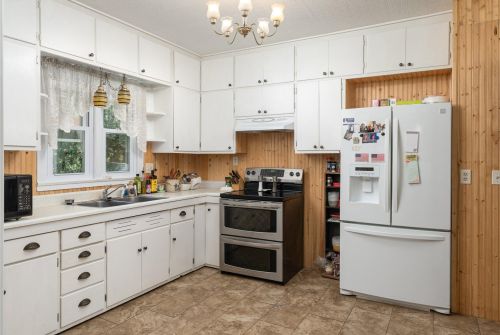 214 West Ave, Westby, WI 54667-1046