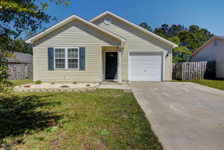 626 Lanvale Hills Cir, Belville, NC 28451-9314