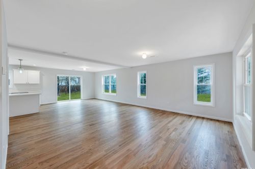 594 Canal Rd, Mount Sinai NY  11766-3307 exterior