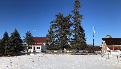 2353 260th Ave, Sterling, WI 54006-3616