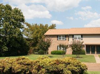 1225 Willowbrook Dr, Huntsville AL  35802-3812 exterior