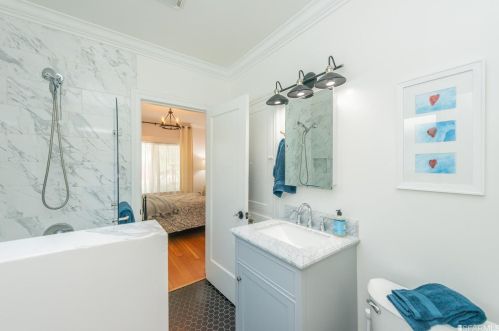 5335 El Camile Ave, Oakland CA  exterior