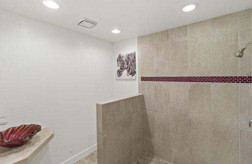1750 Orch Rd, Hollister CA  95023-9210 exterior