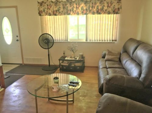 104 Mercury Dr, Moon Twp, PA 15108-3822