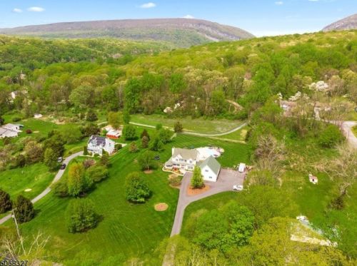 118 Hainesburg River Rd, Columbia, NJ 07832-2650