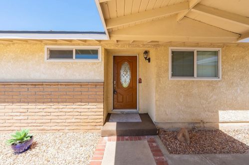 2475 Chanticleer Rd, Anaheim, CA 92804-5201