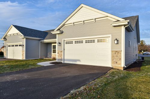 637 Annecy Park Cir, Waterford WI  53185-4262 exterior