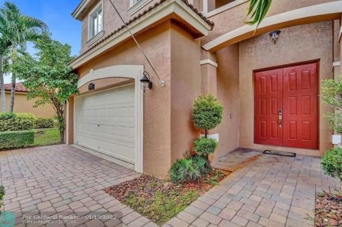 13305 32nd St, Hollywood, FL 33027-3911