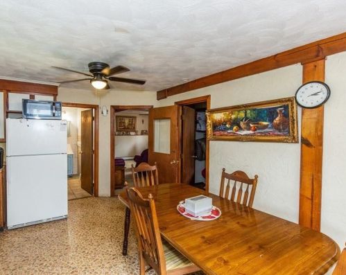 79 Thelma St, North Providence RI  02904-4560 exterior