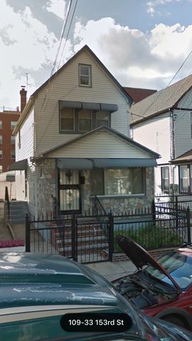 10932 153rd St, Jamaica, NY 11433-3145