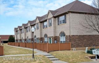 6489 Regency Ln, Edina MN  55344-7840 exterior