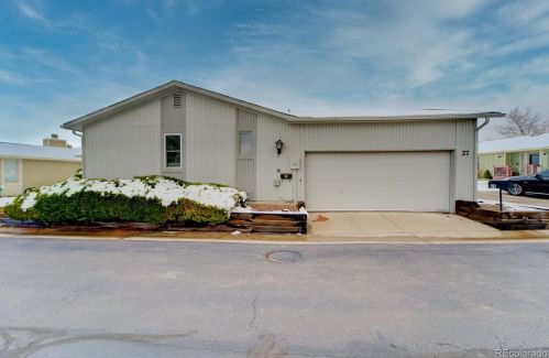 27 Douglas Dr, Westminster CO 80020-1105 exterior