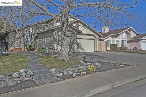 1724 Freeport Ct, Oakley, CA 94561-2637