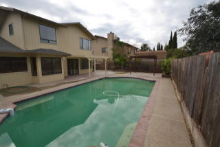 1241 Countryside Ln, Manteca CA  95337-6700 exterior