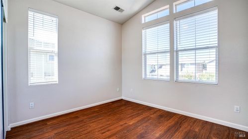 2959 Bay Village Ave, Santa Rosa CA  95403-2493 exterior