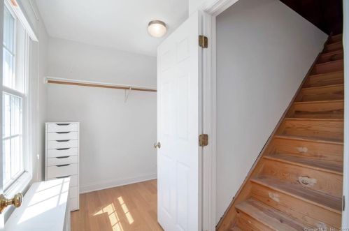 33 Blue Heron Dr, East Hampton CT  06424-1368 exterior