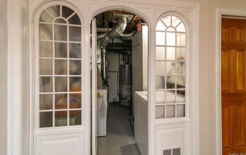 128 Underhill Rd, Crotonville NY  10562-4409 exterior