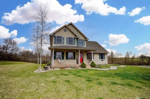 1068 Tecumseh Rd, Springfield, OH 45504-3423