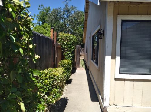5829 Sperry Dr, Citrus Heights, CA 95621-6478