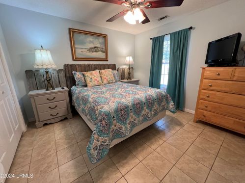 30 Burlington Cir, Beaufort SC  29906-8538 exterior