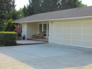 1734 7th Ave, Puyallup, WA 98371-5616
