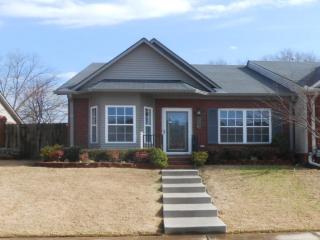 1312 Autumn Ln, Hartselle, AL 35640-5030