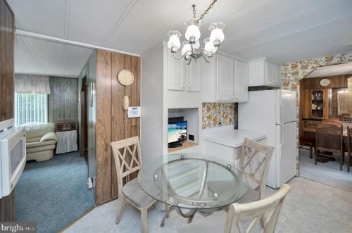 6705 Fisher Dr, Spotsylvania VA  22551-2613 exterior