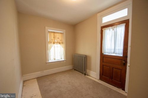 324 New St, Lancaster PA  17602-2051 exterior