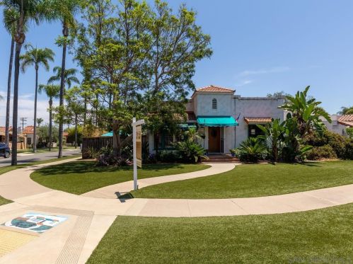 5025 Kensington Dr, San Diego, CA 92116-2102