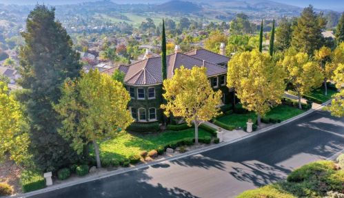 5902 Country Clb Pkwy, San Jose CA  95138-2301 exterior