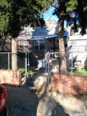 8303 25th Ave, Long Island City, NY 11370