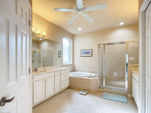 5690 Lago Villaggio Way, Naples FL  34104-5739 exterior