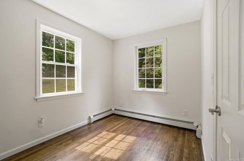 155 Wood St, Mahopac NY  10541-5111 exterior