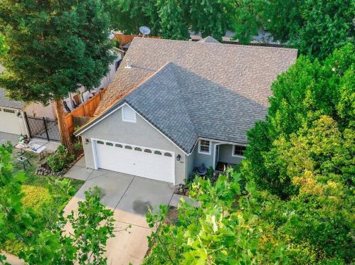 1162 Whitewood Way, Chico CA  95973-1002 exterior