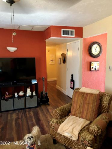 3321 Calexico Ave, Tucson AZ 85730-2647 exterior