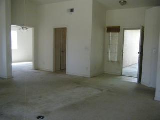 5552 Home Ave, Fresno, CA 93722-9086