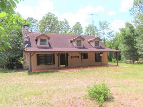 8057 Shaw Rd, Brooksville, FL 34602-7188
