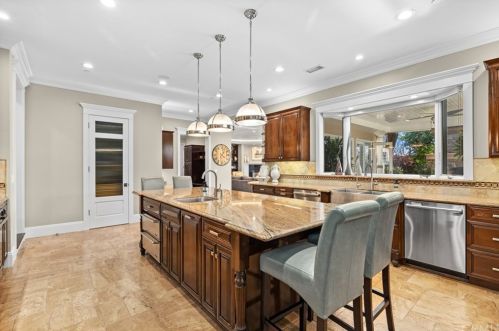 1921 Windward Ln, Newport Beach CA  92660-3816 exterior