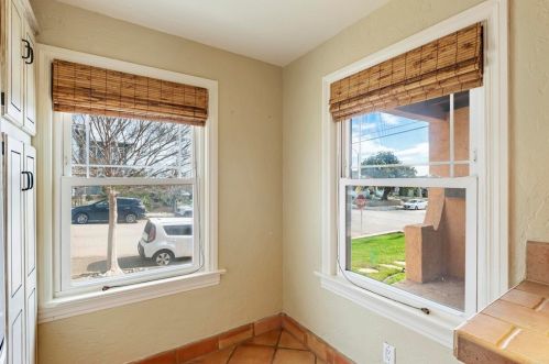 1204 Edgemont St, San Diego CA 92102-1740 exterior