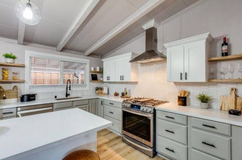 774 Lakewood Dr, Sunnyvale CA  94089-2505 exterior