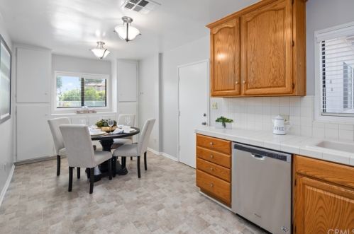 5639 Persimmon Ave, Temple City CA  91780-2807 exterior