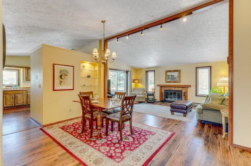 9610 Dellwood Road Ct, Saint Paul, MN 55115-2104