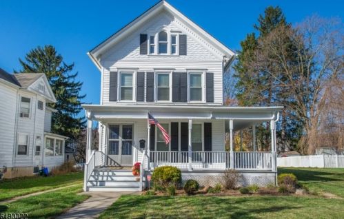 508 Moore St, Hackettstown, NJ 07840-2144