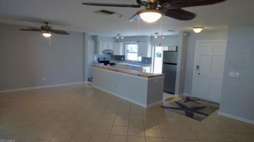 4213 7th Ave, Cape Coral, FL 33914-5890