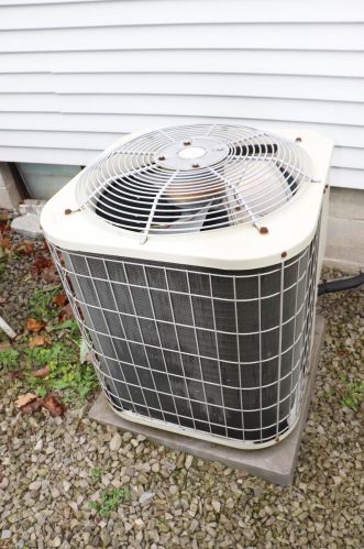 644 Henry St, Bellefontaine OH  43311-2130 exterior